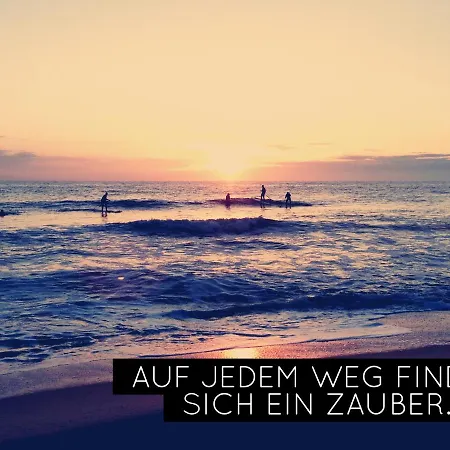 Yellow Upmarine Lägenhet *